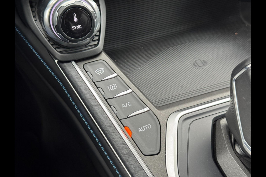 Lynk & Co 01 1.5 Black Edition Trekhaak/Panoramadak/ACC/Stoelverwarming