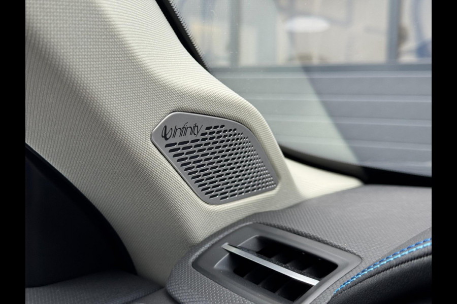 Lynk & Co 01 1.5 Black Edition Panoramadak/360° Camera/ACC/Stoelverwarming