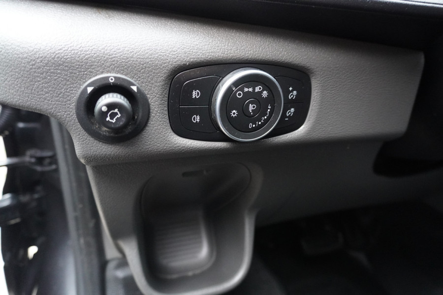 Ford Transit 350L 2.0 TDCI L3H2 Dubbelcabine Trend Automaat nr. V049 | Airco | Cruise | Navi | Camera