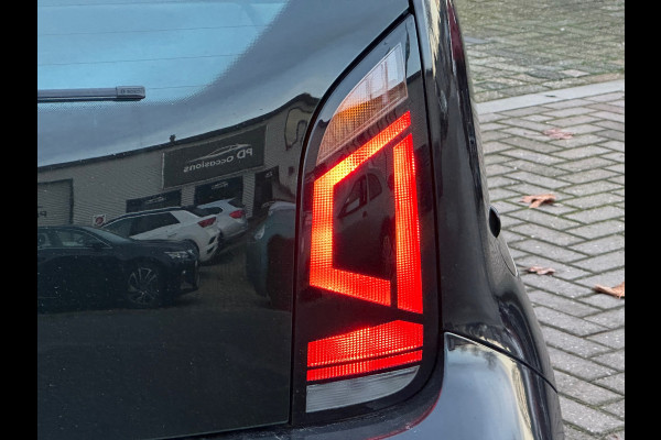 Volkswagen up! 1.0 BMT move up!