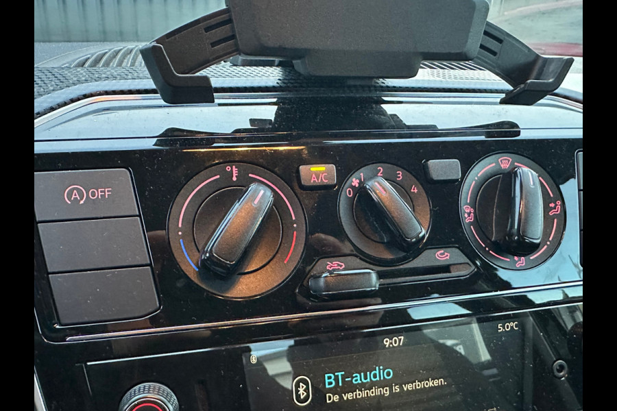 Volkswagen up! 1.0 BMT move up!