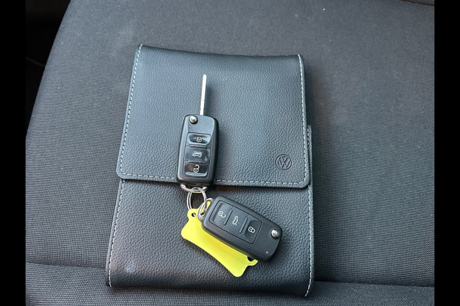 Volkswagen up! 1.0 BMT move up!