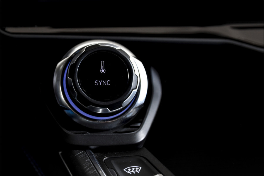 Lynk & Co 01 1.5 PHEV 261PK MY22 | Black Pakket | 360 Camera | 7.4 kWh Boordlader | S/K-panodak | Adapt. Cruise | Memory | Elek. klep | LM 20" | 5101