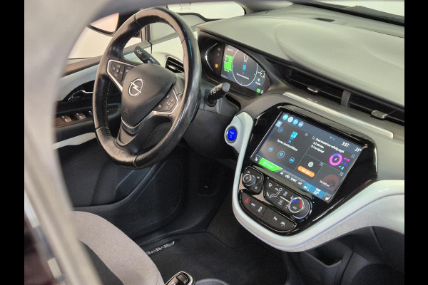 Opel Ampera-E Business 60 kWh Apple Carplay | Keyless | Parkeersensoren Voor/Achter | Stoel/Stuurverwarming |