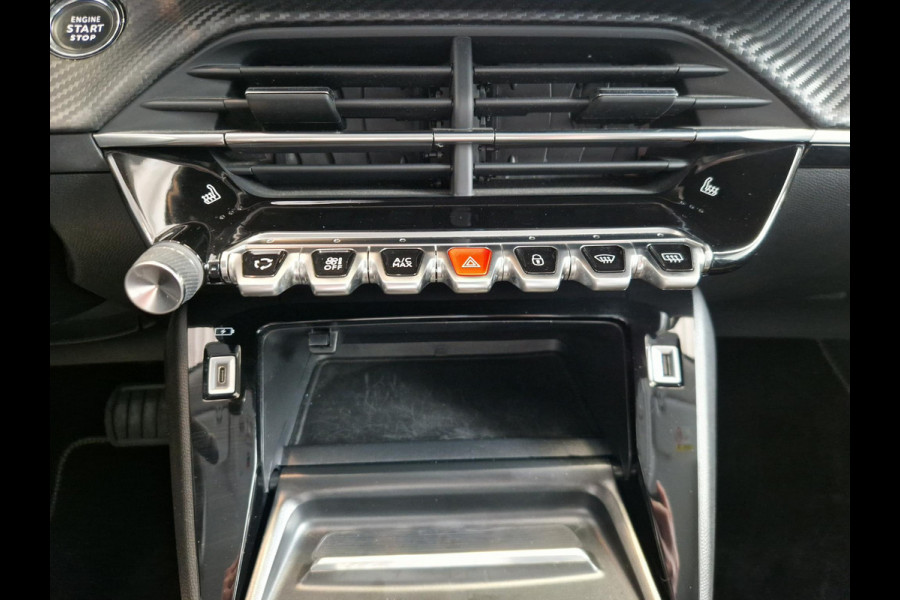 Peugeot e-2008 EV Allure Pack 50 kWh 11kW 3-Fase | Achteruitrijcamera | Climate Control | Parkeersensoren achter