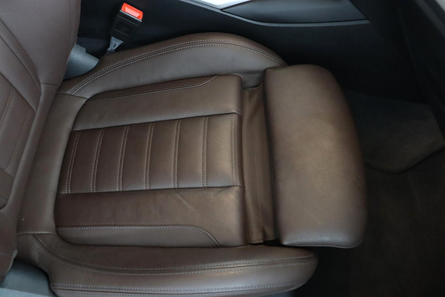 BMW 3 Serie Touring 320e Business Edition Plus|Laser|Leder|Sportstoelen|Adaptive Cruise Control