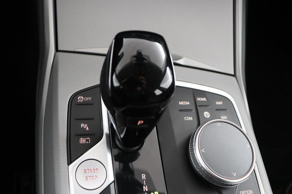 BMW 3 Serie Touring 320e Business Edition Plus|Laser|Leder|Sportstoelen|Adaptive Cruise Control