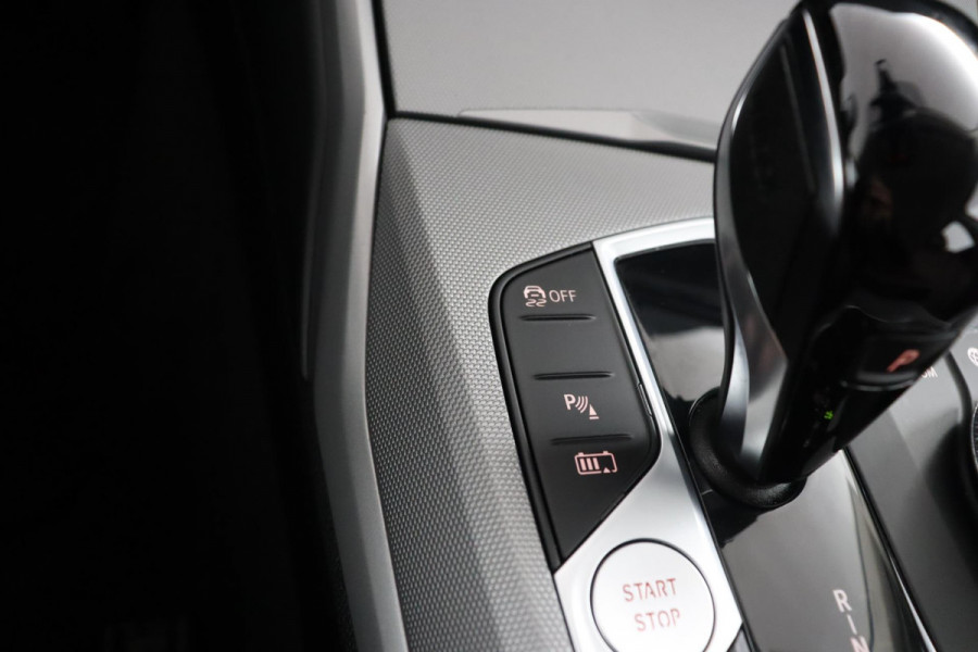 BMW 3 Serie Touring 320e Business Edition Plus|Laser|Leder|Sportstoelen|Adaptive Cruise Control