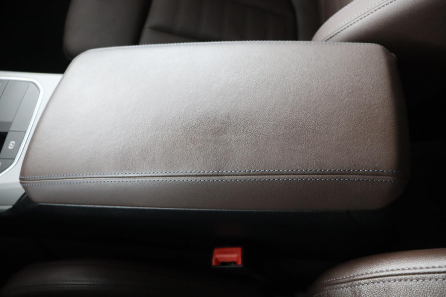 BMW 3 Serie Touring 320e Business Edition Plus|Laser|Leder|Sportstoelen|Adaptive Cruise Control