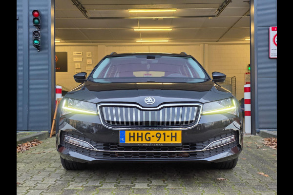 Škoda Superb Combi 1.4 TSI iV Business Edition Plus / STANDKACHEL / AFN.TREKHAAK / CRYSTAL LIGHTING / CAMERA / INCL. GARANTIE !