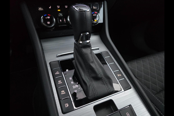 Škoda Superb Combi 1.4 TSI iV Business Edition Plus / STANDKACHEL / AFN.TREKHAAK / CRYSTAL LIGHTING / CAMERA / INCL. GARANTIE !