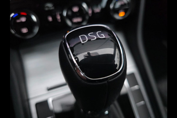 Škoda Superb Combi 1.4 TSI iV Business Edition Plus / STANDKACHEL / AFN.TREKHAAK / CRYSTAL LIGHTING / CAMERA / INCL. GARANTIE !