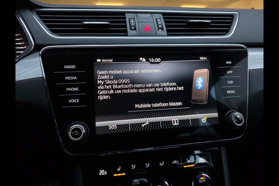 Škoda Superb Combi 1.4 TSI iV Business Edition Plus / STANDKACHEL / AFN.TREKHAAK / CRYSTAL LIGHTING / CAMERA / INCL. GARANTIE !