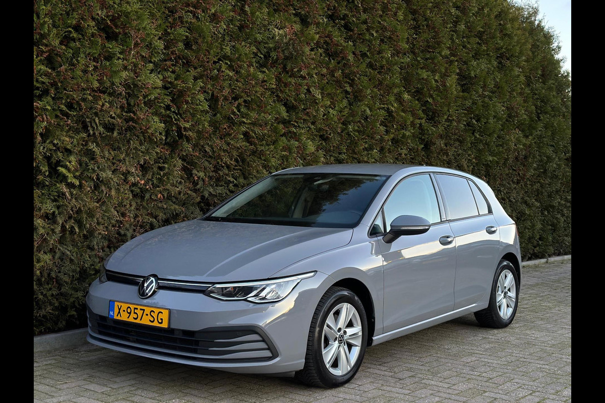 Volkswagen Golf 1.0 eTSI Life CarPlay Nardo Automaat