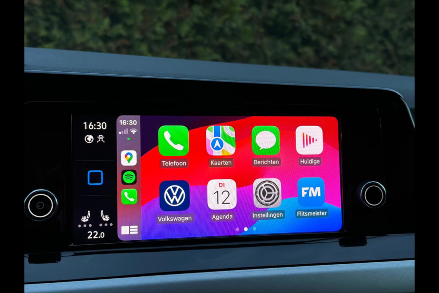 Volkswagen Golf 1.0 eTSI Life CarPlay Nardo Automaat