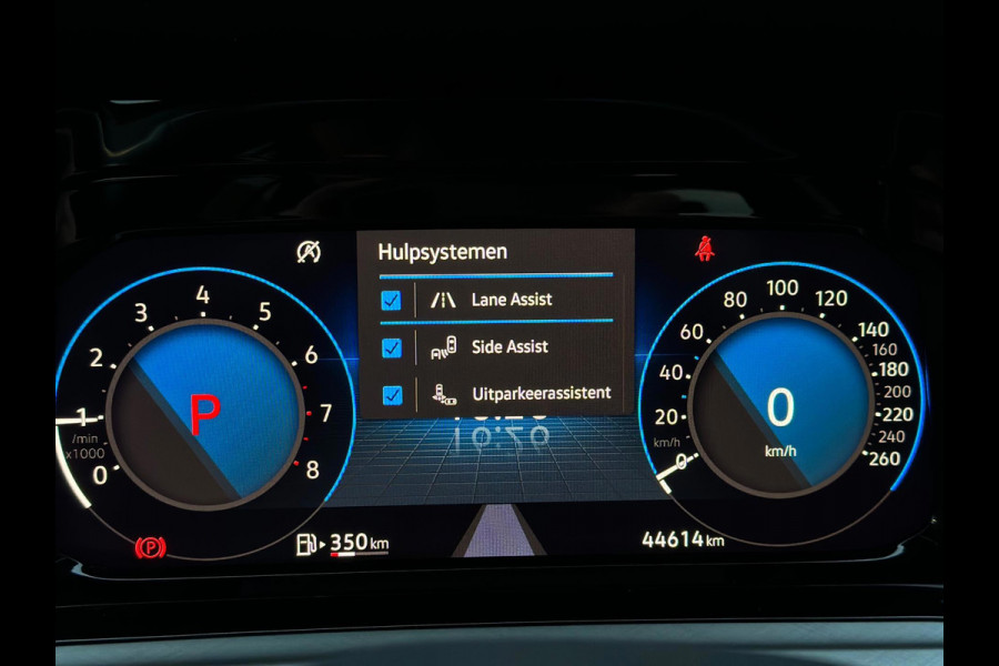 Volkswagen Golf 1.0 eTSI Life CarPlay Nardo Automaat