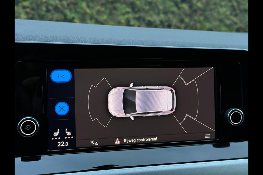 Volkswagen Golf 1.0 eTSI Life CarPlay Nardo Automaat