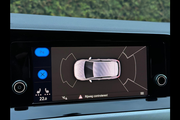 Volkswagen Golf 1.0 eTSI Life CarPlay Nardo Automaat