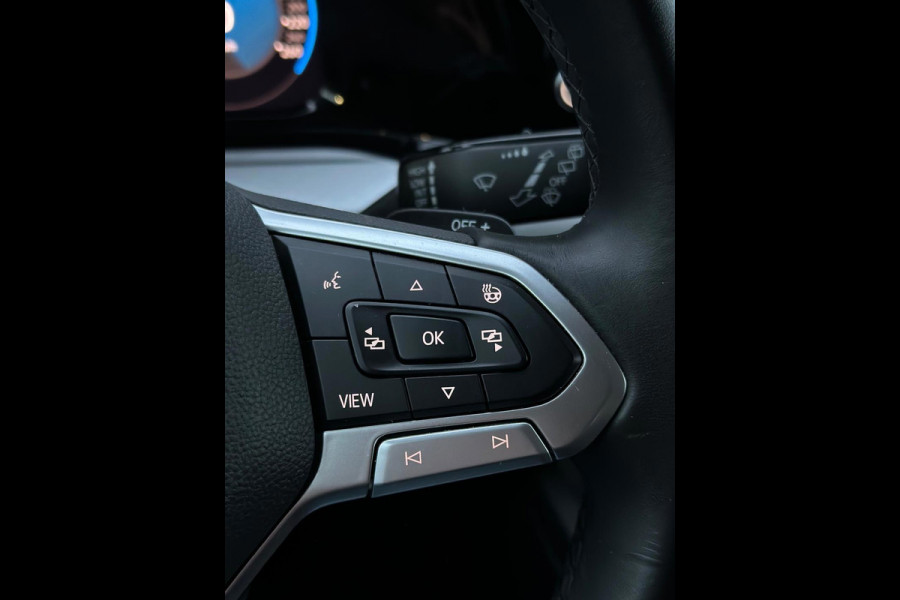 Volkswagen Golf 1.0 eTSI Life CarPlay Nardo Automaat