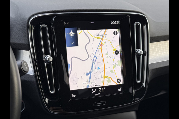 Volvo XC40 1.5 T3 Momentum Pro | CarPlay | H/K | Elek. Achterklep | Camera | 18 inch