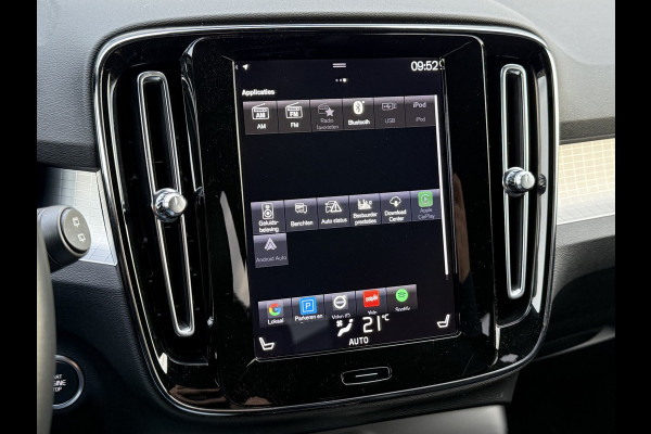 Volvo XC40 1.5 T3 Momentum Pro | CarPlay | H/K | Elek. Achterklep | Camera | 18 inch