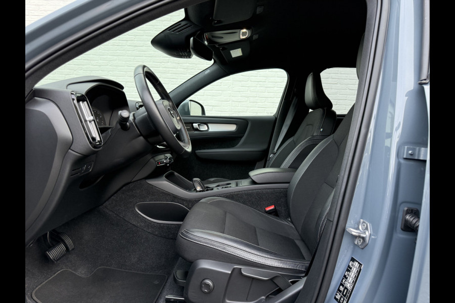Volvo XC40 1.5 T3 Momentum Pro | CarPlay | H/K | Elek. Achterklep | Camera | 18 inch