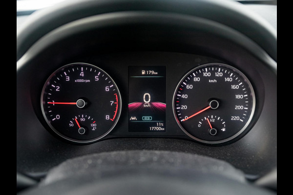 Kia Stonic 1.0 T-GDi MHEV DynamicPlusLine | Clima | Cruise | Trekhaak | Nieuwstaat!