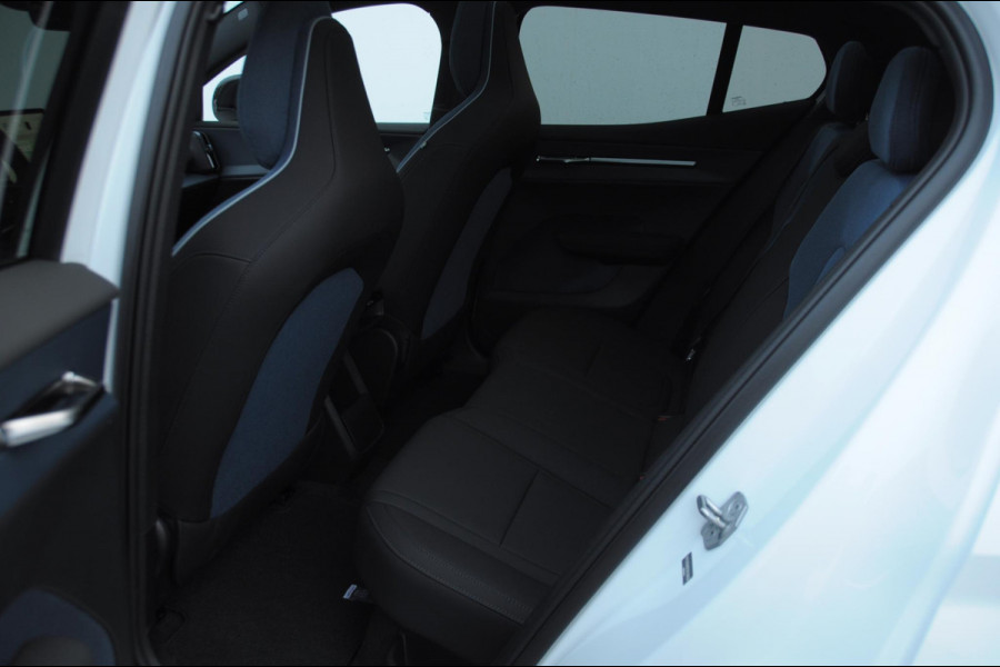 Volvo EX30 Cross Country 428PK Automaat Twin Motor Performance Ultra 69 kWh