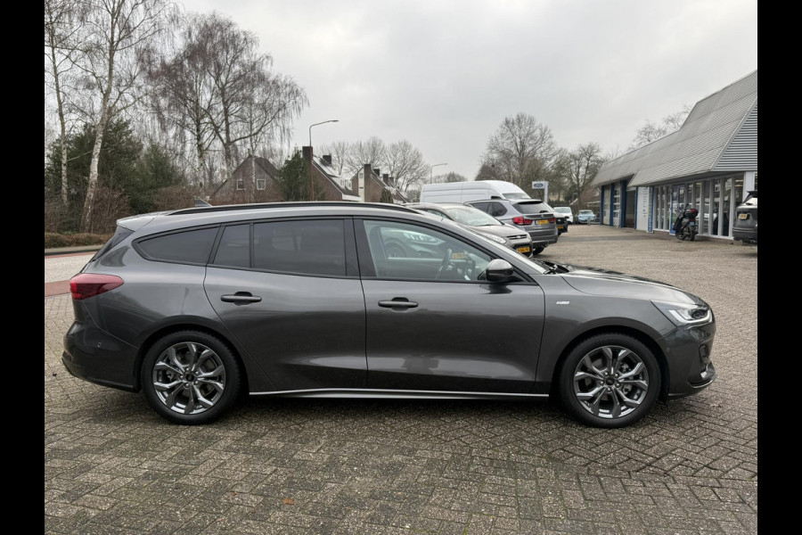 Ford FOCUS Wagon 1.0 EcoBoost Hybrid ST Line X 155pk | Trekhaak afneembaar | Panoramadak | Bang&Olufsen | Adaptive cruise control | Winter Pack | All season banden | Camera