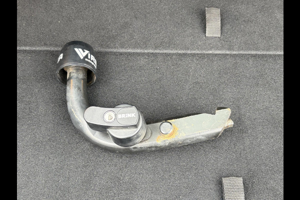 Kia Ceed Sportswagon 1.5 T-GDi MHEV GT-Line Edition | Trekhaak afneembaar | Adaptive cruise control | Stoelverwarming | Stuurwielverwarming  | JBL Speakers | Camera