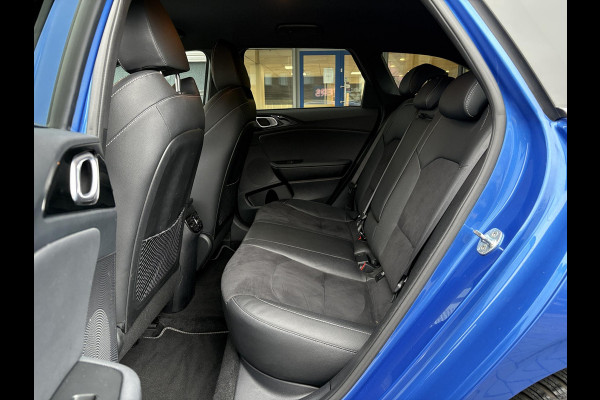 Kia Ceed Sportswagon 1.5 T-GDi MHEV GT-Line Edition | Trekhaak afneembaar | Adaptive cruise control | Stoelverwarming | Stuurwielverwarming  | JBL Speakers | Camera