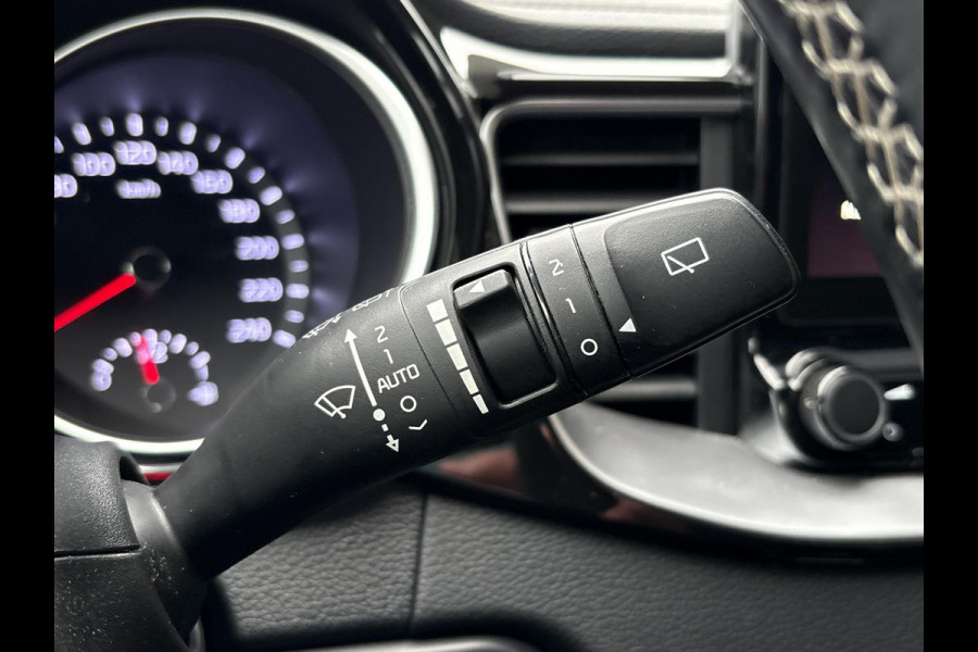Kia Ceed Sportswagon 1.5 T-GDi MHEV GT-Line Edition | Trekhaak afneembaar | Adaptive cruise control | Stoelverwarming | Stuurwielverwarming  | JBL Speakers | Camera