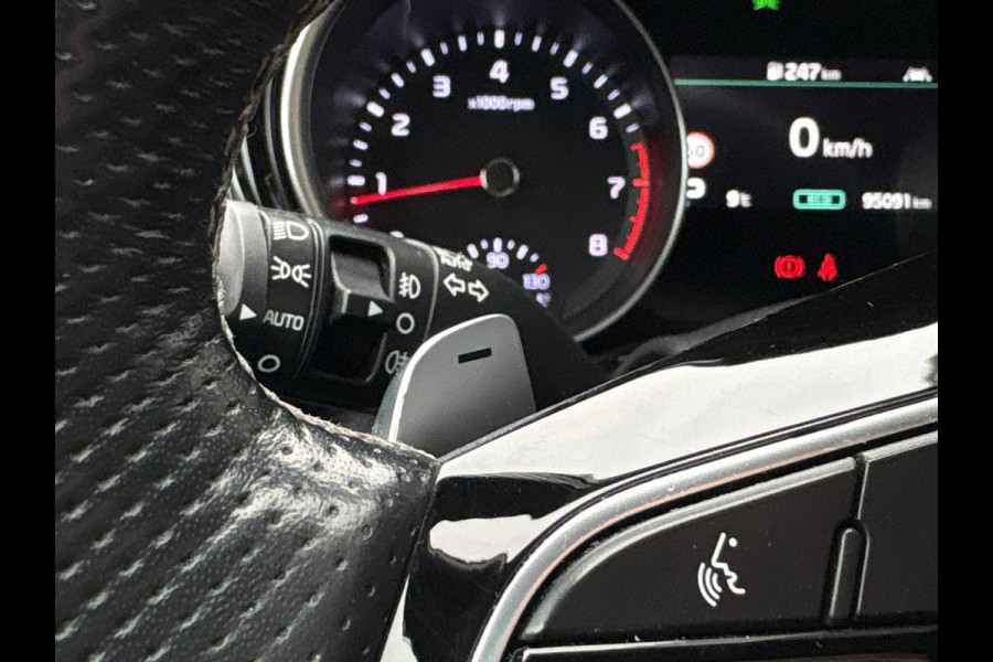 Kia Ceed Sportswagon 1.5 T-GDi MHEV GT-Line Edition | Trekhaak afneembaar | Adaptive cruise control | Stoelverwarming | Stuurwielverwarming  | JBL Speakers | Camera