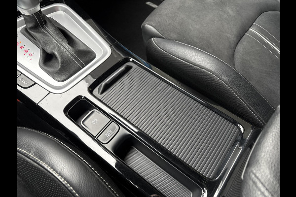 Kia Ceed Sportswagon 1.5 T-GDi MHEV GT-Line Edition | Trekhaak afneembaar | Adaptive cruise control | Stoelverwarming | Stuurwielverwarming  | JBL Speakers | Camera