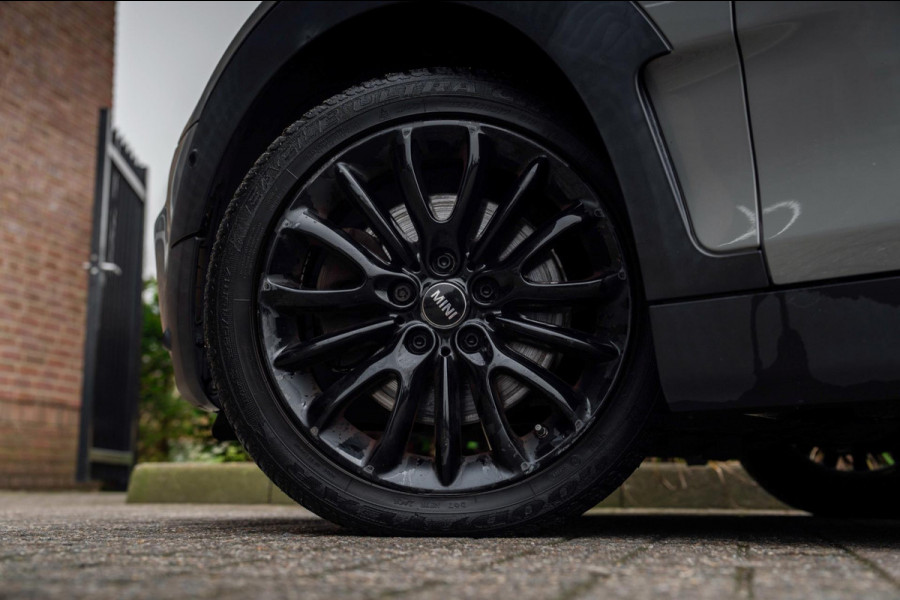 MINI Clubman 2.0 Cooper S 192 PK Aut. Moonwalk Grey Full LED Stoelverwarming 17''