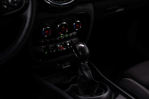 MINI Clubman 2.0 Cooper S 192 PK Aut. Moonwalk Grey Full LED Stoelverwarming 17''