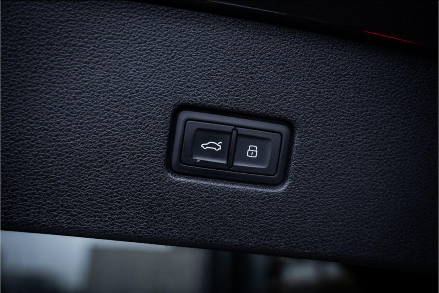 Audi RSQ8 4.0 TFSI quattro - Panorama l Keramisch l Stoelkoeling l 360 Camera | Memory
