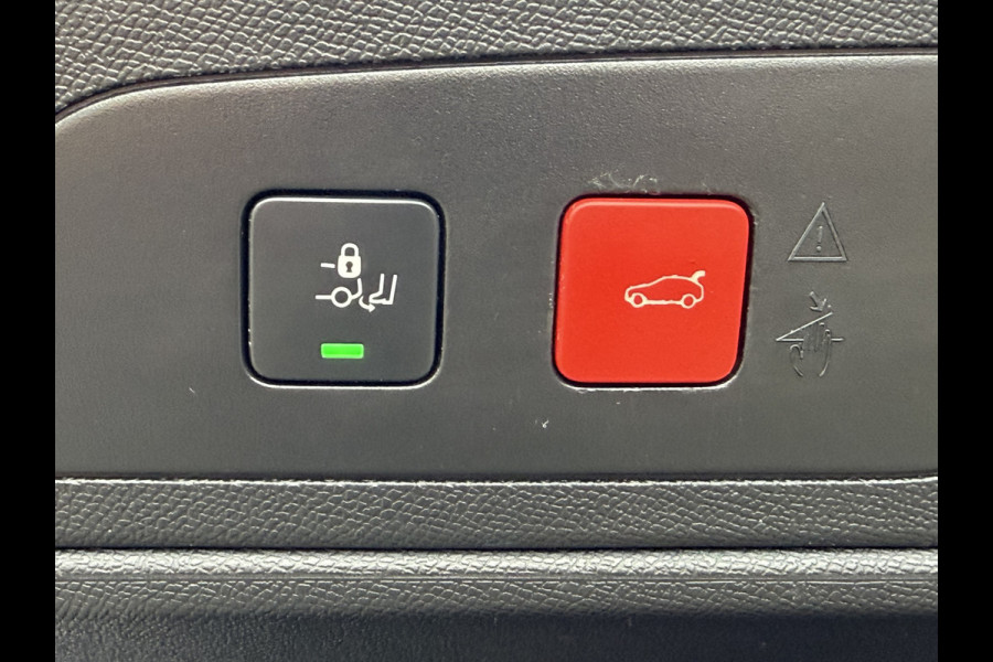 DS Ds 7 Crossback 300pk 4x4 Executive (Trekhaak - Elektrische klep - Camera - Adaptieve Cruise Controle - Keyless Entry - DS LED - Navigatie)