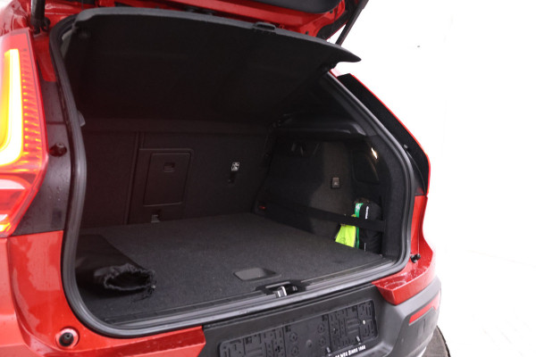 Volvo XC40 2.0 D3 Inscription Stoelverw. Navigatie, Climate,