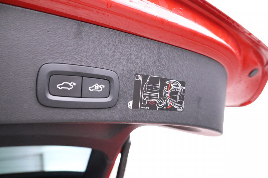 Volvo XC40 2.0 D3 Inscription Stoelverw. Navigatie, Climate,