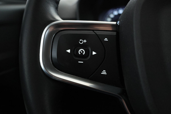 Volvo XC40 2.0 D3 Inscription Stoelverw. Navigatie, Climate,