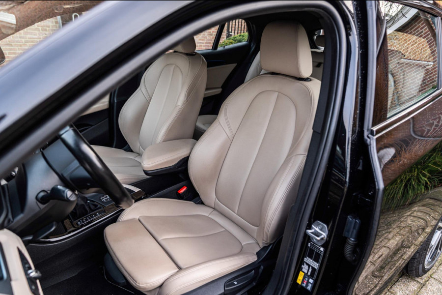 BMW X2 XDrive25e Executive M-Sport 220 PK Dealer o.h Head-Up Camera Leder LED 19''