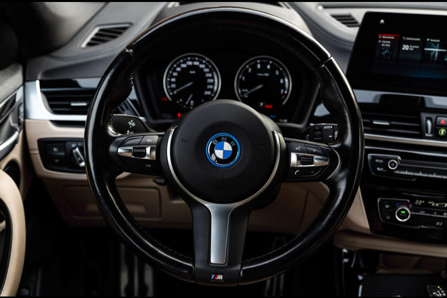 BMW X2 XDrive25e Executive M-Sport 220 PK Dealer o.h Head-Up Camera Leder LED 19''