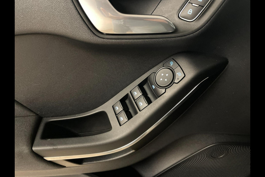 Ford Fiesta 1.0 EcoBoost Hybrid Titanium X 125PK MILD HYBRID AIRCO NAVI CRUISE APPLE CARPLAY VELGEN NIEUWSTAAT