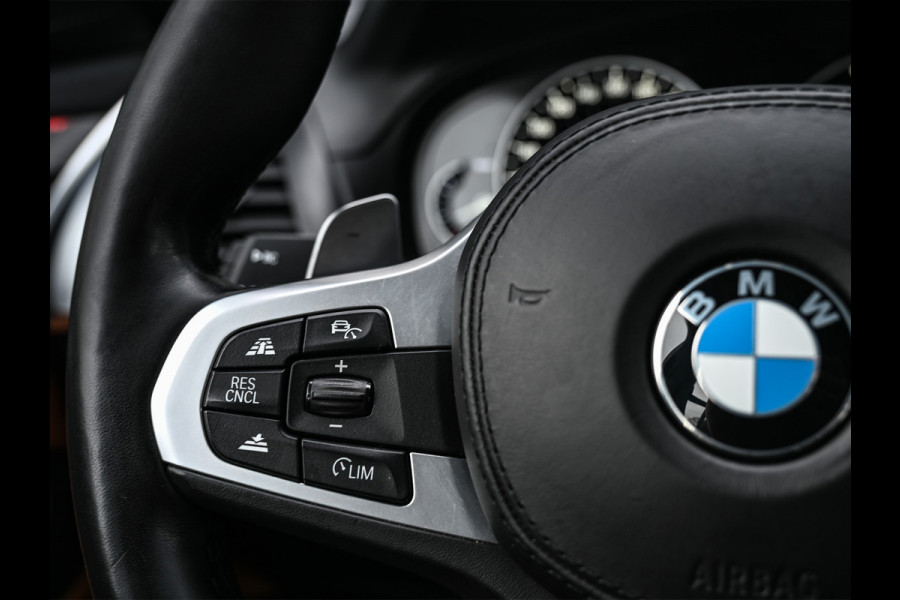 BMW X3 xDrive30d High Executive · M-Sport Pro · Comfort access · Head-up · Adaptive cruise · Stuurverwarming · Stoelverwarming · Bmw la