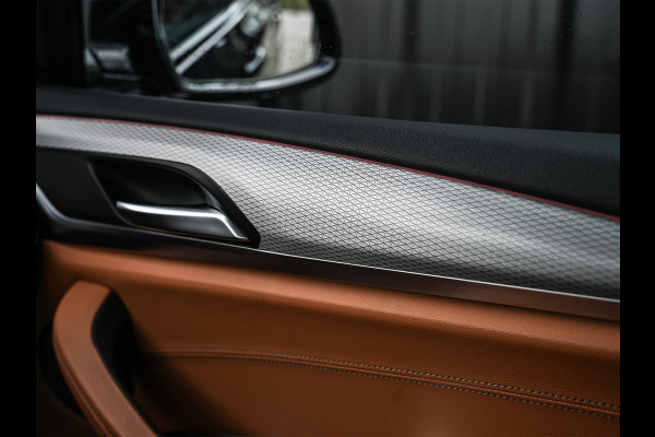 BMW X3 xDrive30d High Executive · M-Sport Pro · Comfort access · Head-up · Adaptive cruise · Stuurverwarming · Stoelverwarming · Bmw la