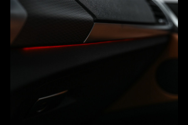 BMW X3 xDrive30d High Executive · M-Sport Pro · Comfort access · Head-up · Adaptive cruise · Stuurverwarming · Stoelverwarming · Bmw la