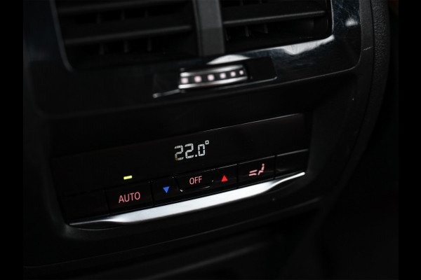 BMW X3 xDrive30d High Executive · M-Sport Pro · Comfort access · Head-up · Adaptive cruise · Stuurverwarming · Stoelverwarming · Bmw la