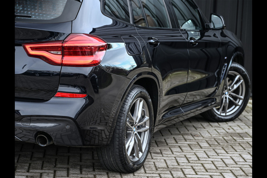 BMW X3 xDrive30d High Executive · M-Sport Pro · Comfort access · Head-up · Adaptive cruise · Stuurverwarming · Stoelverwarming · Bmw la