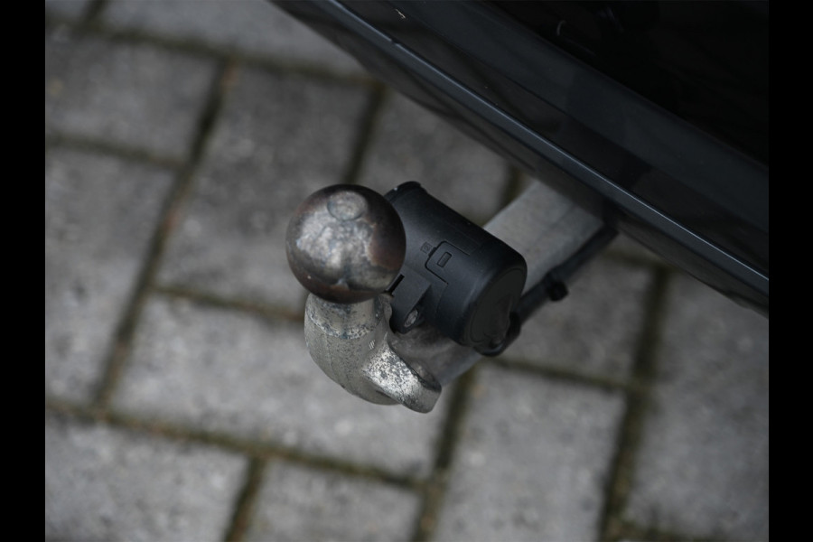 BMW X3 xDrive30d High Executive · M-Sport Pro · Comfort access · Head-up · Adaptive cruise · Stuurverwarming · Stoelverwarming · Bmw la